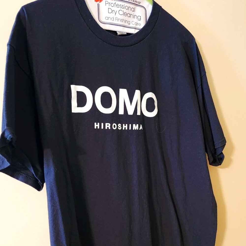 Hiroshima Domo Mens xlg T shirt